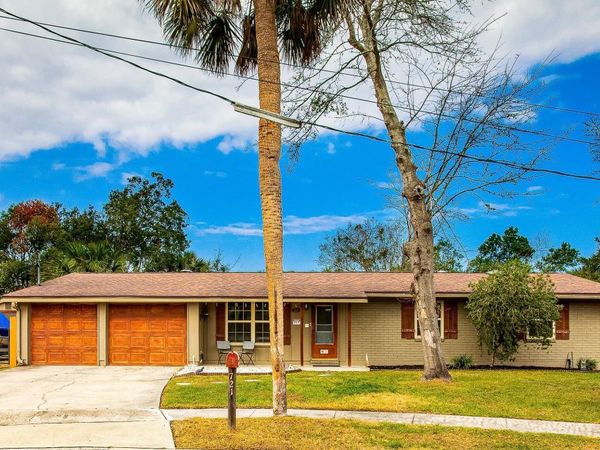 721 FOXBRIAR Cove, Jacksonville, FL 32221