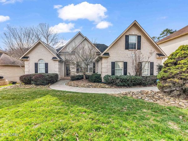 2238 Hay Meadow Tr, Knoxville, TN 37920