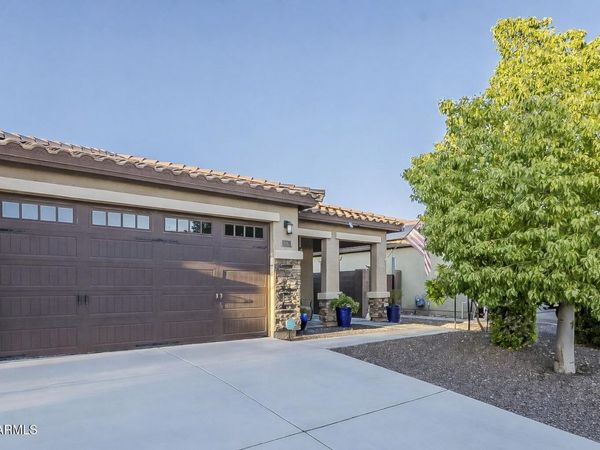 17170 W BUTLER Avenue, Waddell, AZ 85355