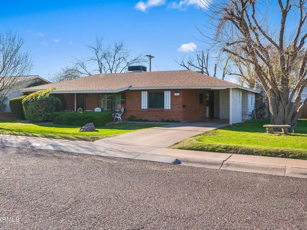 3601 E FAIRMOUNT Avenue, Phoenix, AZ 85018