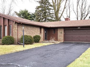 7009 Shadowcreek Drive, Maumee, OH 43537