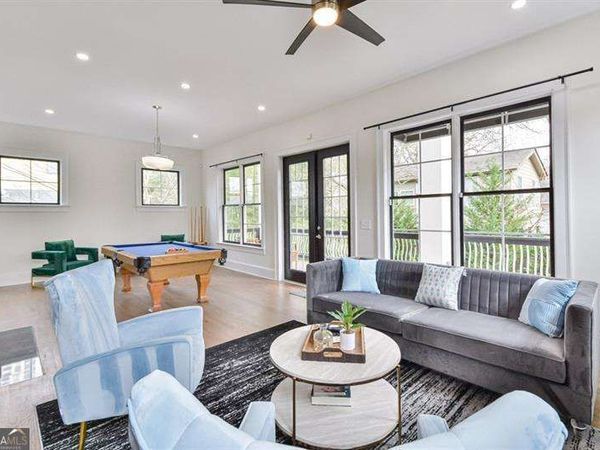 1227 Atlantic Drive NW, Atlanta, GA 30318