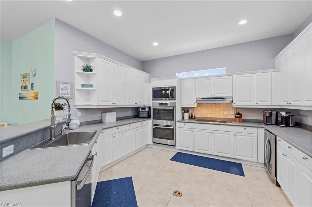 9701 Springlake Cir, Estero, FL 33928 Photo