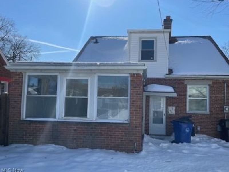 15419 Invermere Avenue, Cleveland, OH 44128 Photo 3