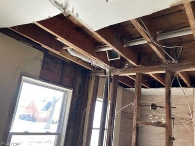 15419 Invermere Avenue, Cleveland, OH 44128 Photo 8