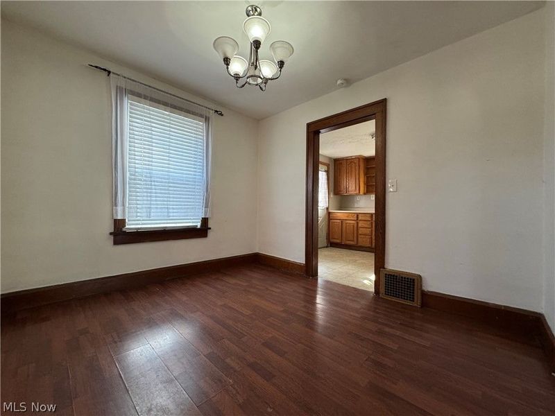 1134 Clarendon Avenue SW, Canton, OH 44710 Photo 5