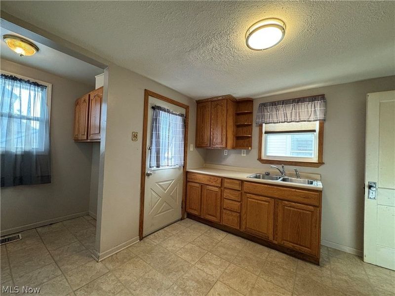 1134 Clarendon Avenue SW, Canton, OH 44710 Photo 7