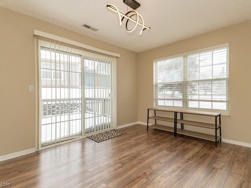 8697 Kingfisher Lane, Macedonia, OH 44056 Photo 12