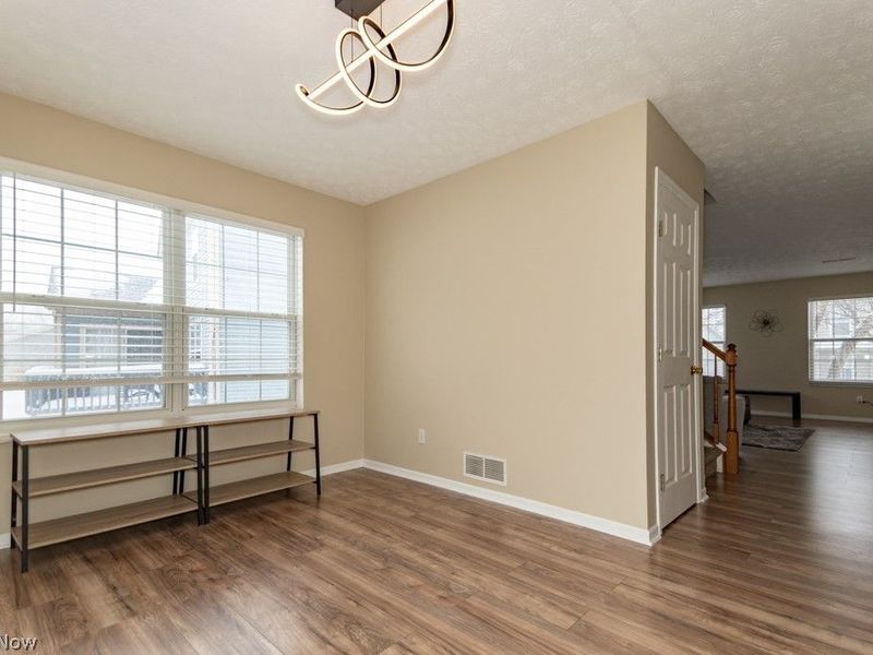 8697 Kingfisher Lane, Macedonia, OH 44056 Photo 14