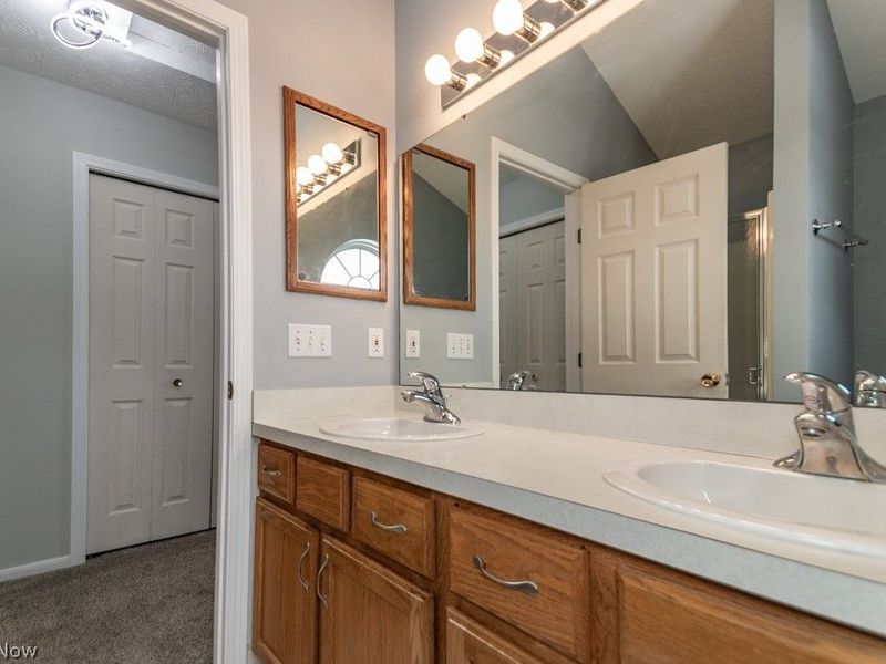 8697 Kingfisher Lane, Macedonia, OH 44056 Photo 26