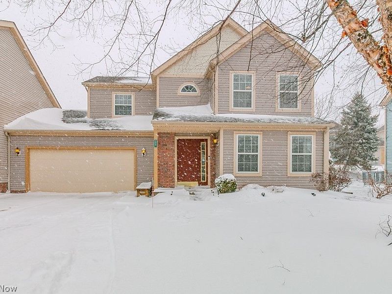 8697 Kingfisher Lane, Macedonia, OH 44056 Photo 3