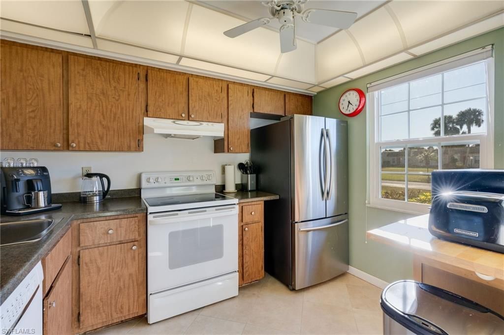 6300 S Pointe Blvd, Unit 211, Fort Myers, FL 33919 Photo