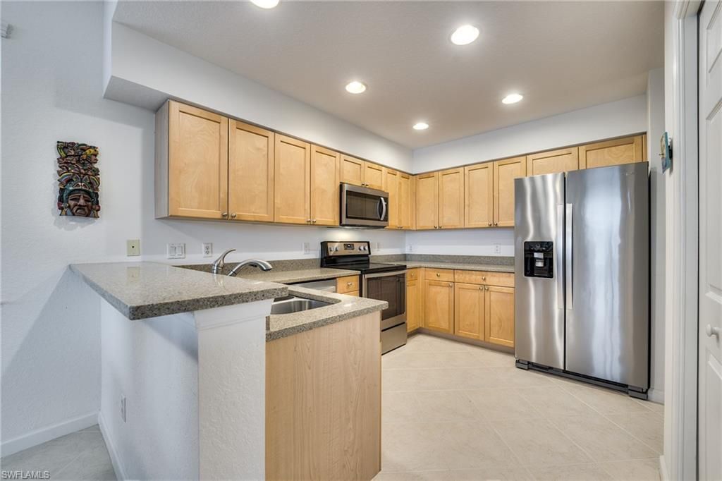 16580 Crownsbury Way, Unit 102, Fort Myers, FL 33908 Photo
