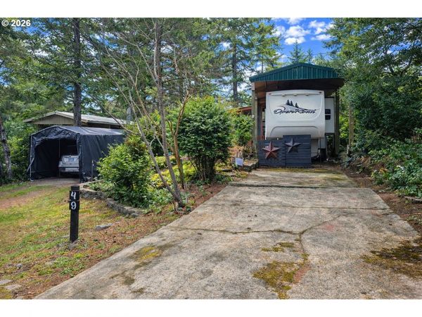 49 EASY ST, Florence, OR 97439