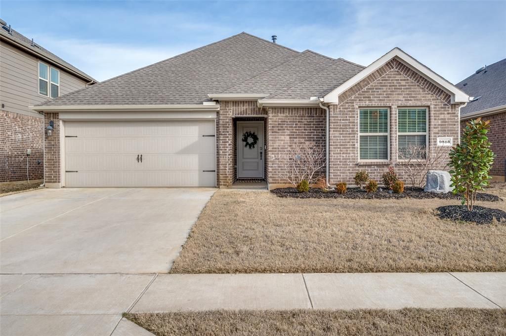 9813 Quail Pointe Road, Aubrey, TX 76227 Main Photo