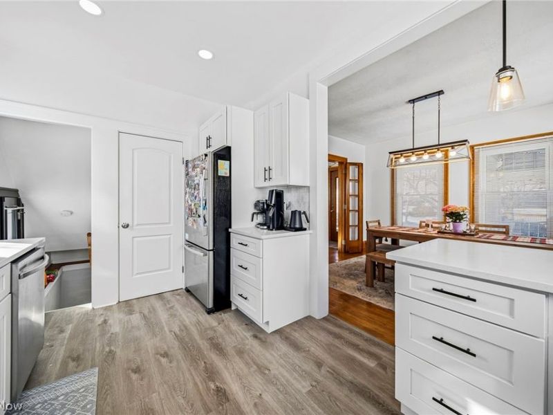 2077 Richland Avenue, Lakewood, OH 44107 Photo 12