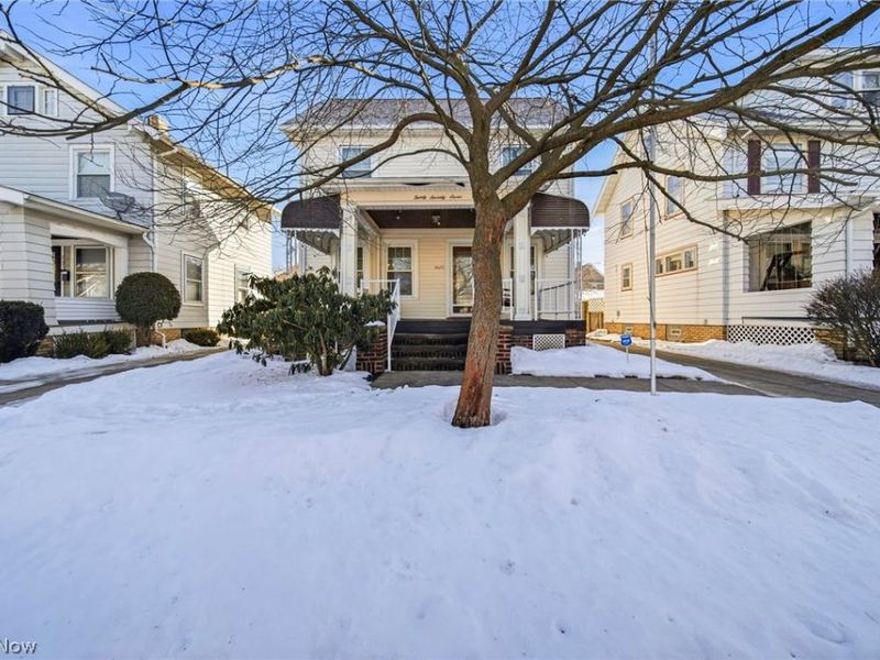 2077 Richland Avenue, Lakewood, OH 44107 Photo 2