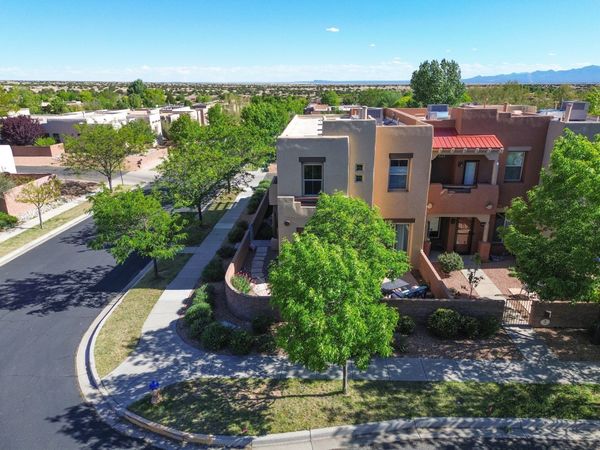 41 Victorio Peak, Santa Fe, NM 87508