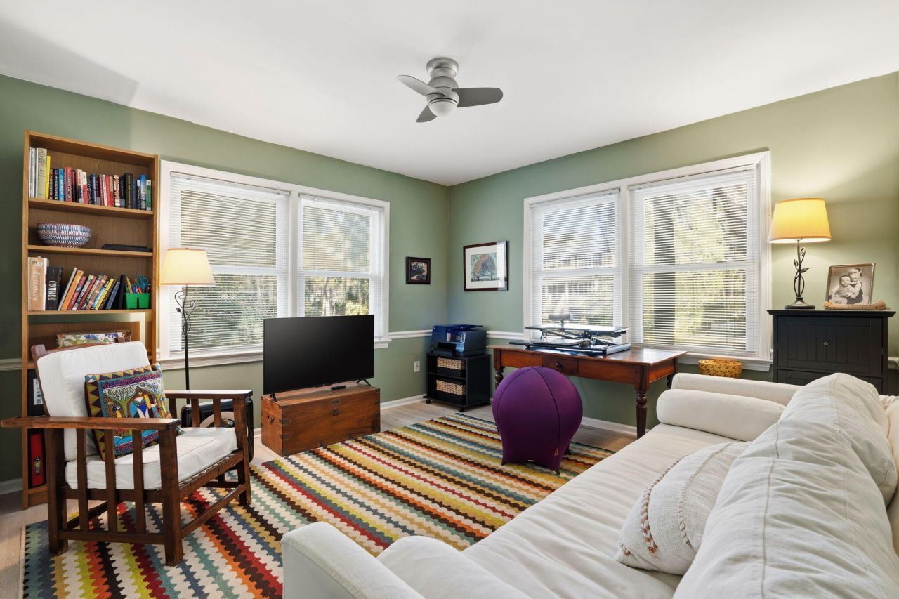 133 Sparrow Drive Photo 17