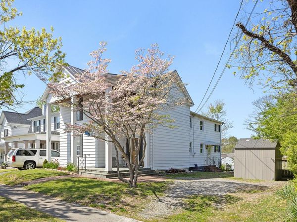 116 Cedar AVE , Vinton, VA 24179