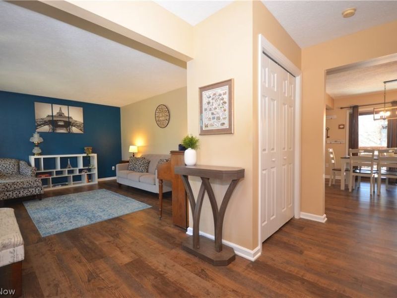 1128 Grovewood Drive, Tallmadge, OH 44278 Photo 4