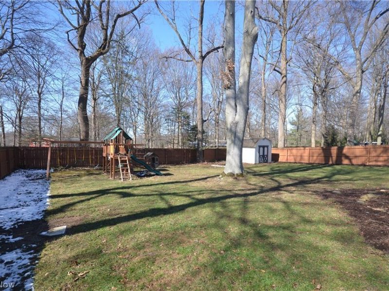 1128 Grovewood Drive, Tallmadge, OH 44278 Photo 45