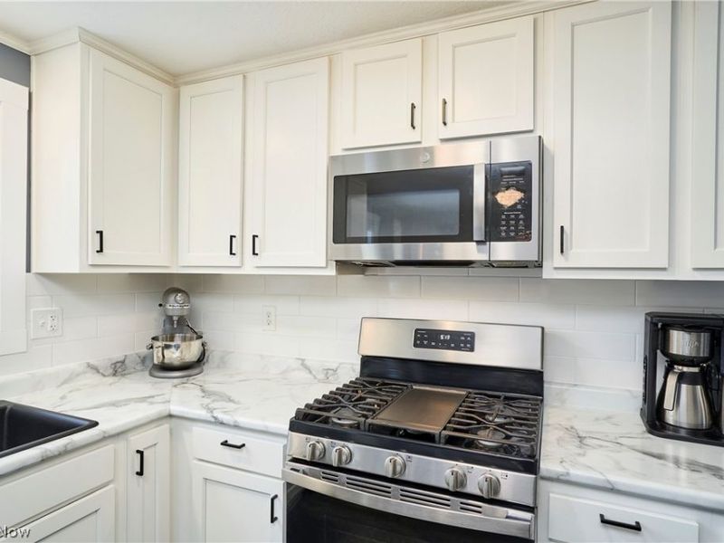 6300 S Cleveland Massillon Road, Clinton, OH 44216 Photo 7