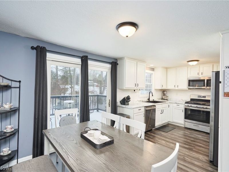 6300 S Cleveland Massillon Road, Clinton, OH 44216 Photo 9