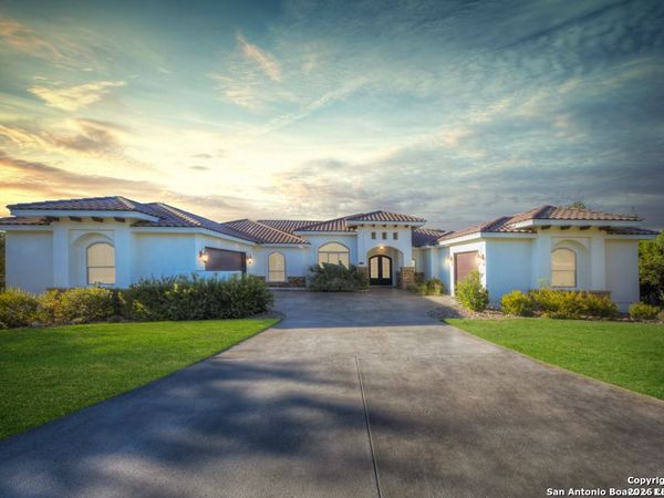 42 Via Aragon, San Antonio, TX 78257