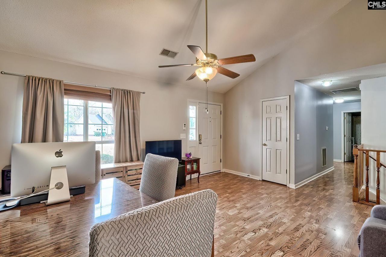 13 Gidding Court  Photo 14