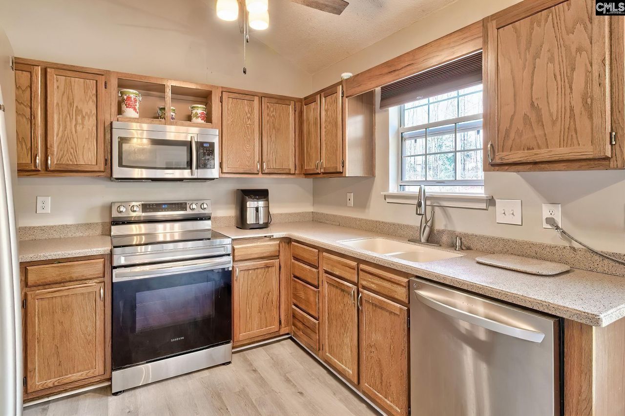 13 Gidding Court  Photo 21