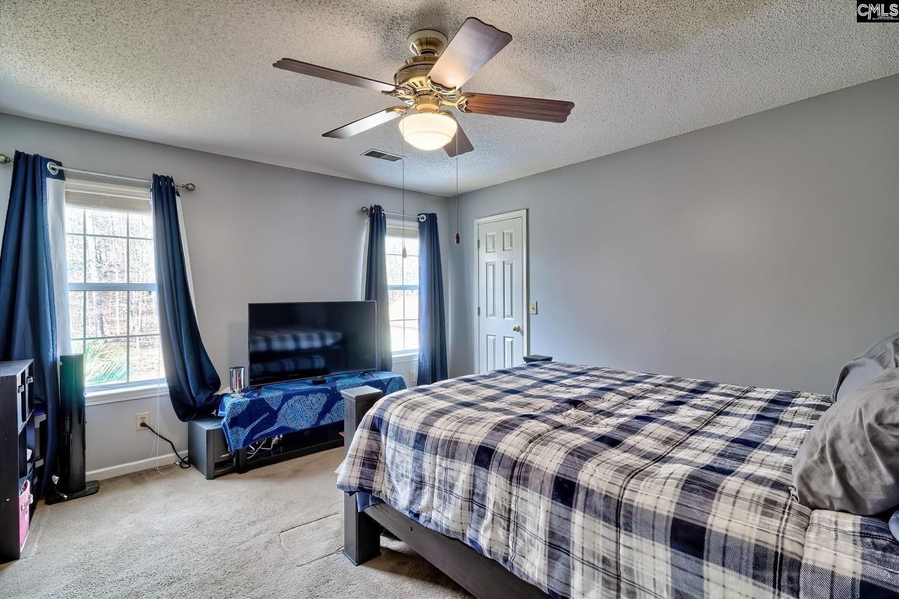 13 Gidding Court  Photo 22