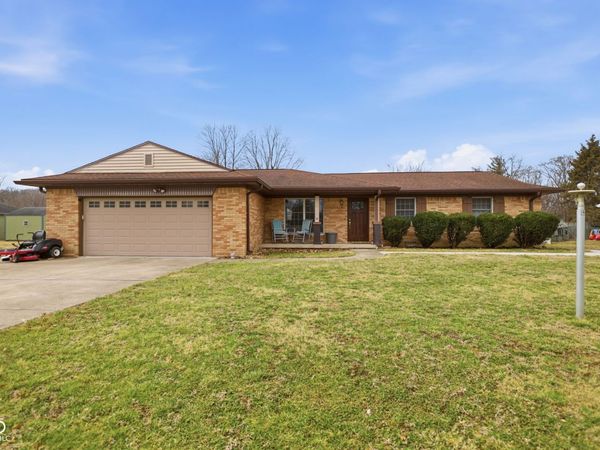 98 E Meadow Glen Drive, Brazil, IN 47834