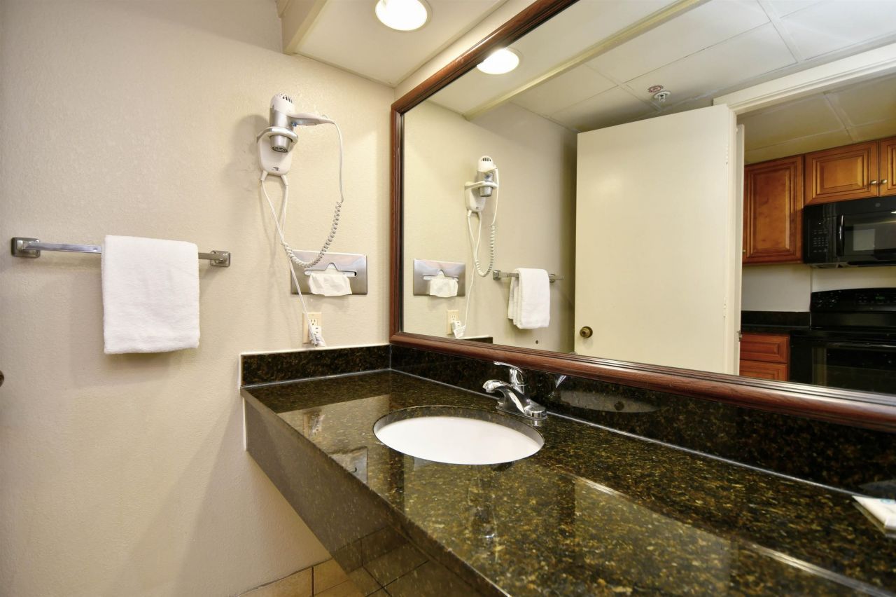 1501 S Ocean Blvd.  Photo 16