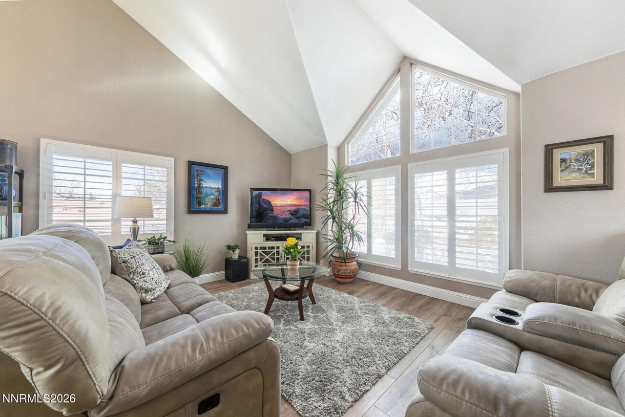 15175 Western Springs Drive, Reno, NV 89521 Photo