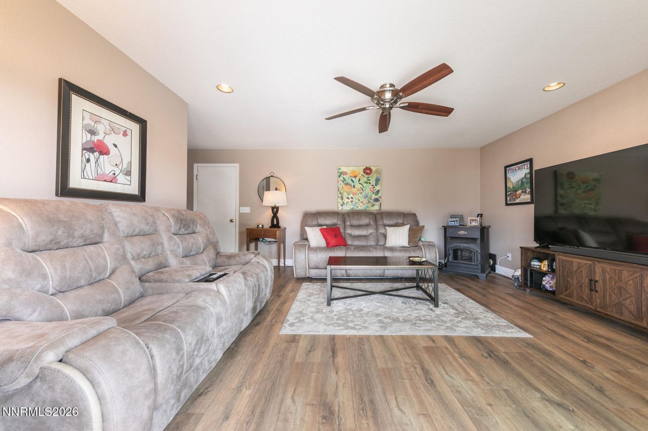 15175 Western Springs Drive, Reno, NV 89521 Photo