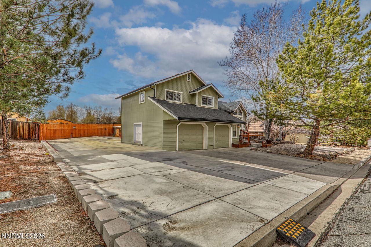 15175 Western Springs Drive, Reno, NV 89521 Photo