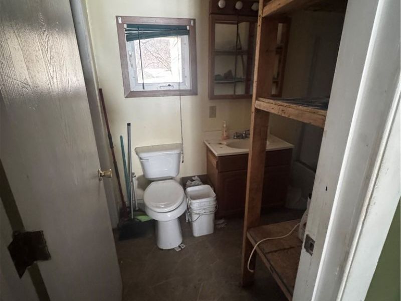 55935 Main Street, Bridgeport, OH 43912 Photo 4