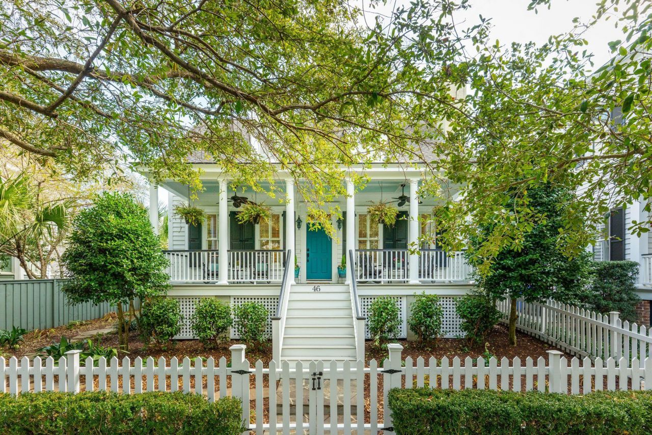 46 Eastlake Road Photo 1