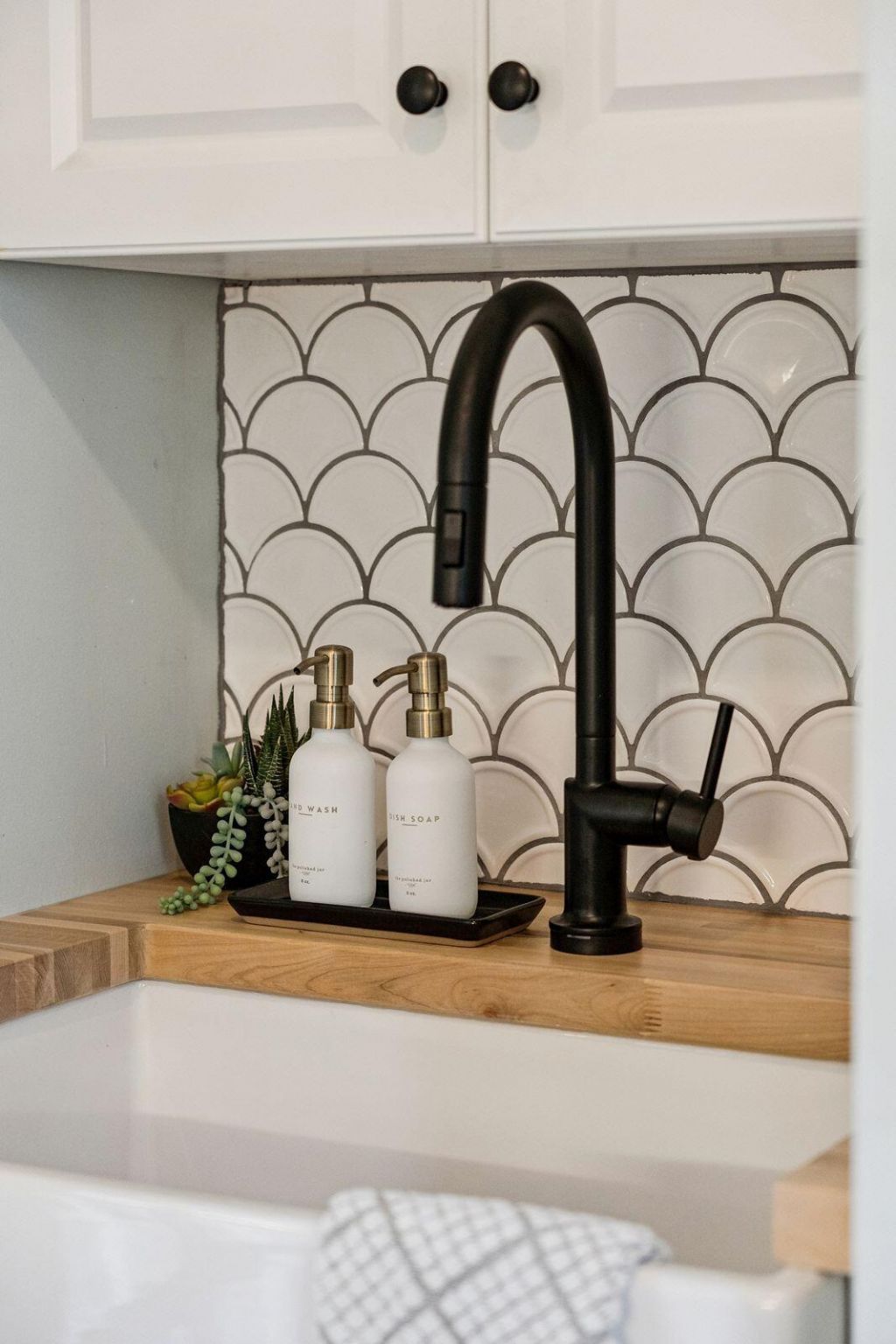 46 Eastlake Road Photo 25