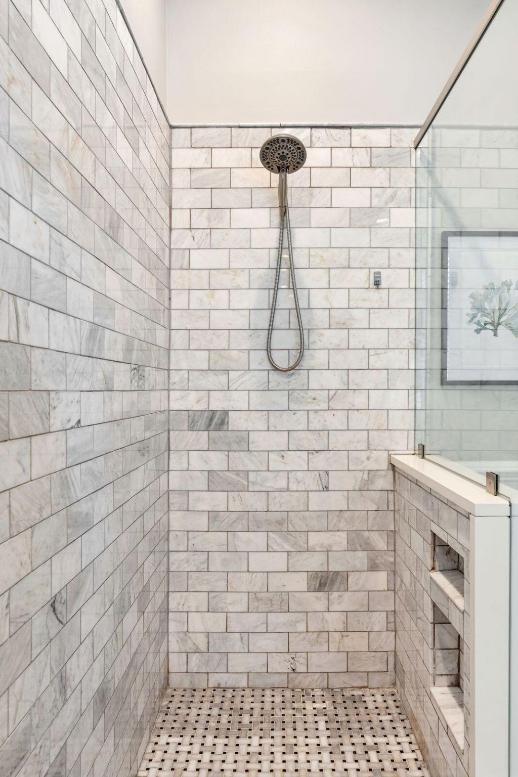 46 Eastlake Road Photo 32