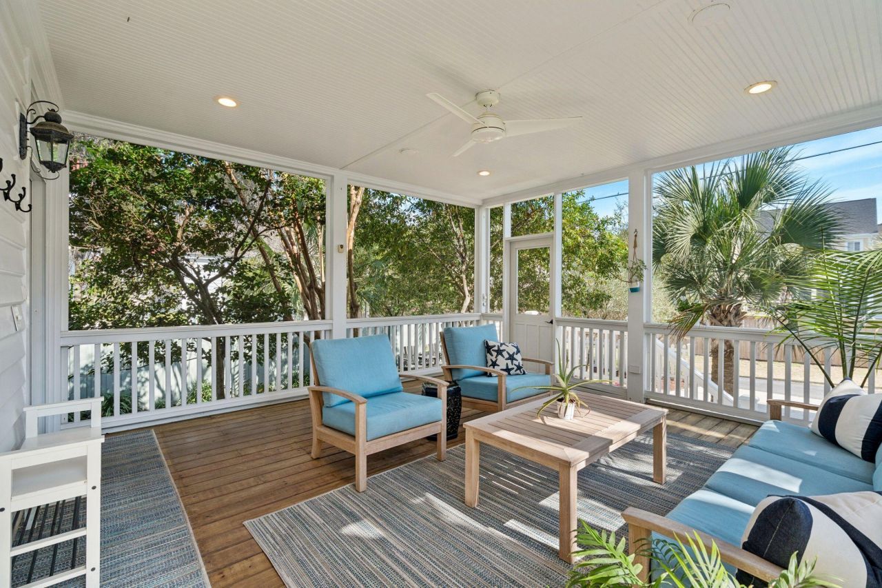 46 Eastlake Road Photo 47