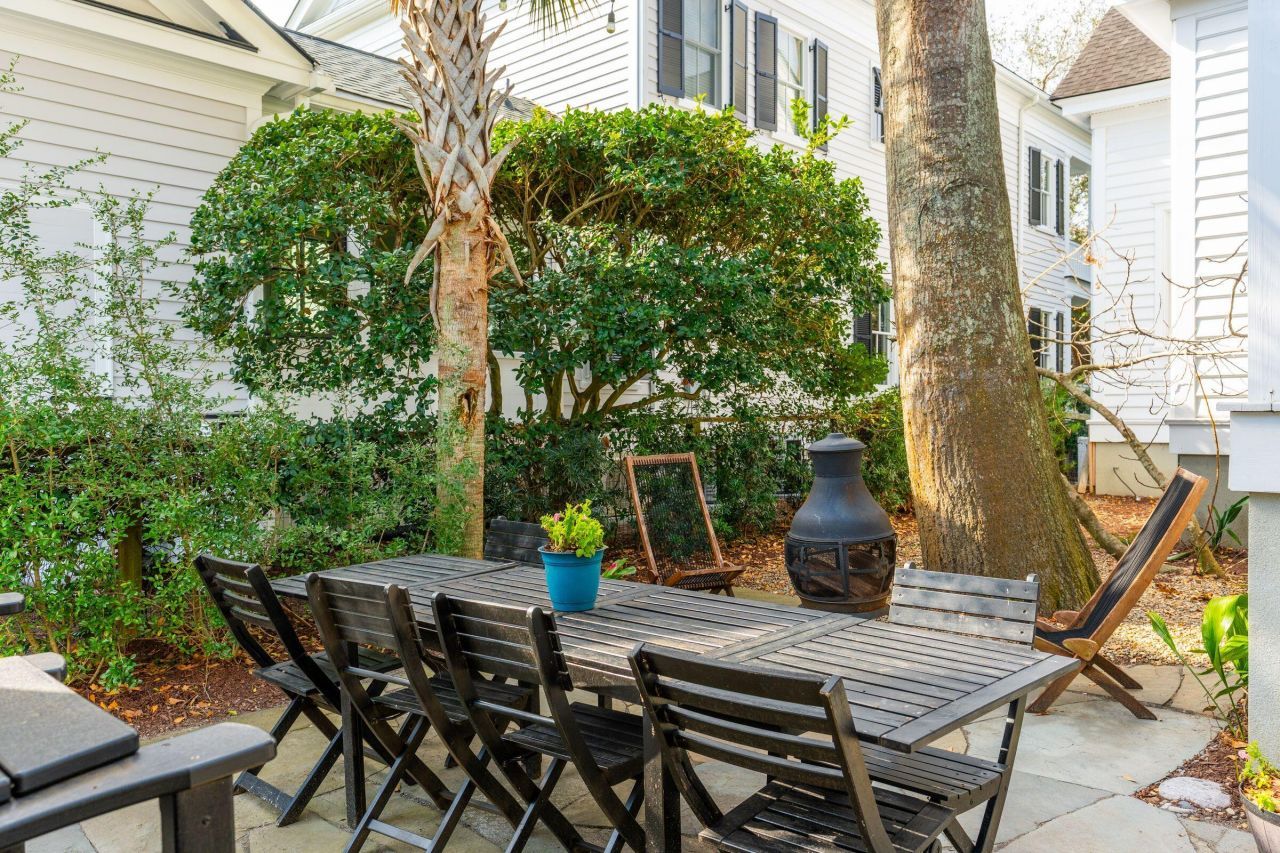 46 Eastlake Road Photo 51