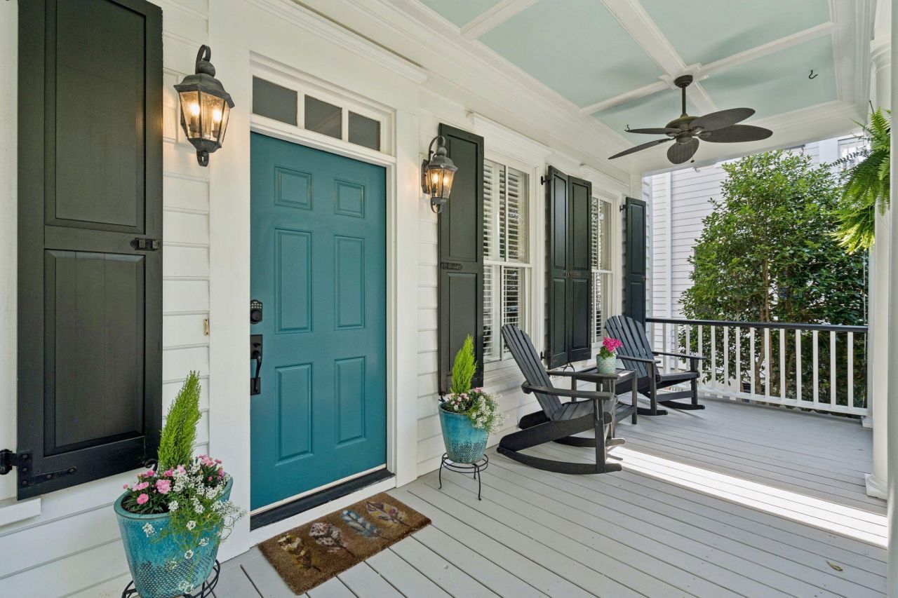 46 Eastlake Road Photo 7