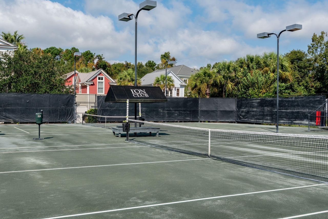 46 Eastlake Road Photo 72