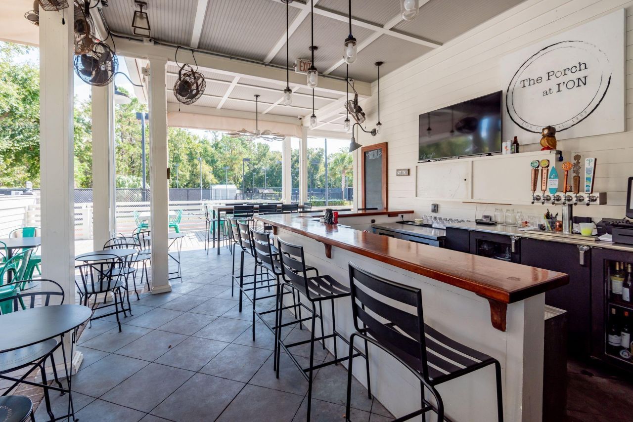 46 Eastlake Road Photo 73