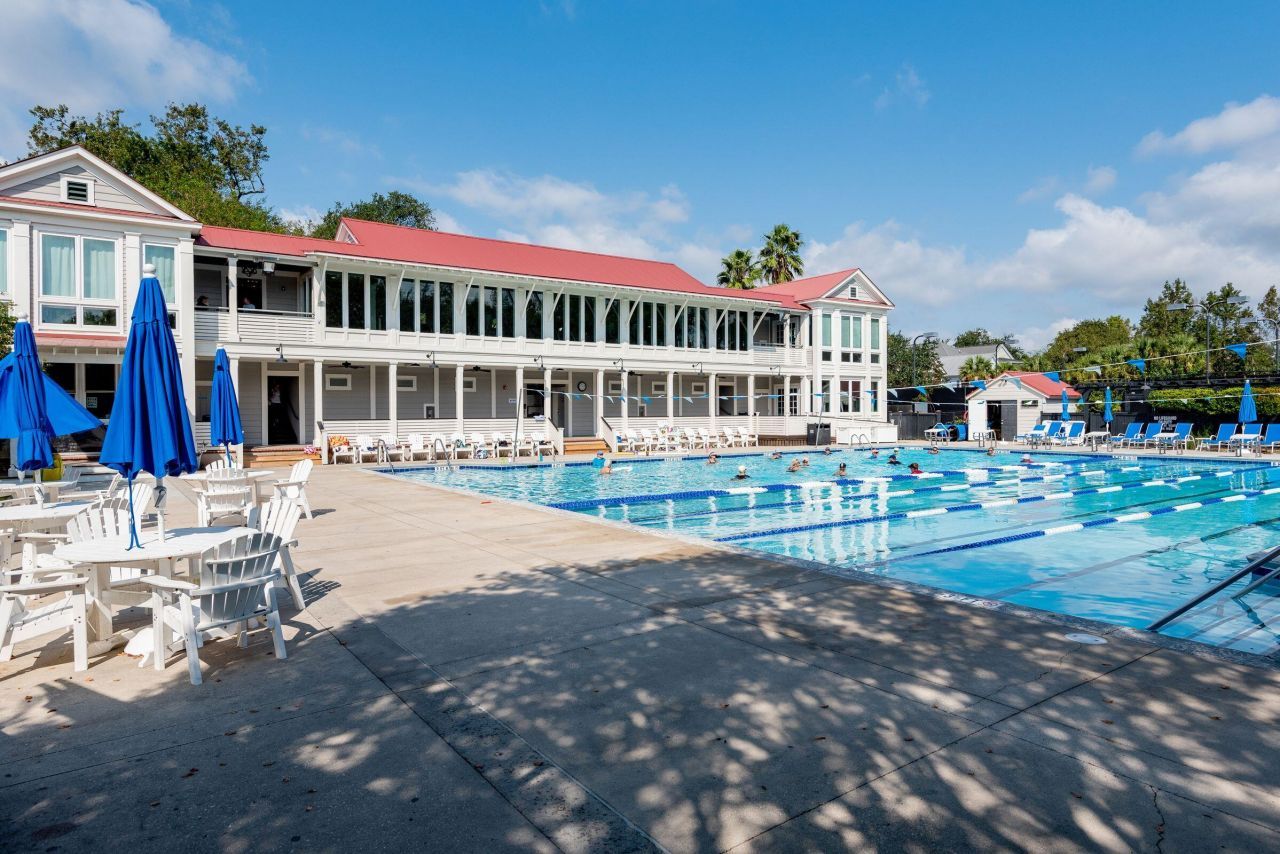 46 Eastlake Road Photo 74