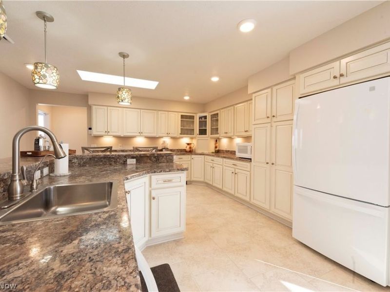 9735 Deerfield Place, Kirtland, OH 44094 Photo 10