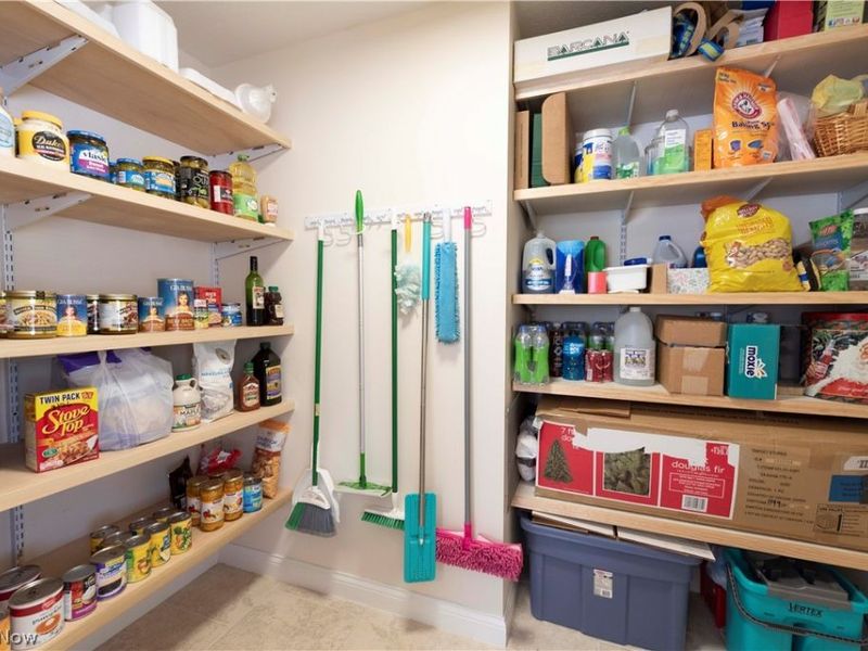 9735 Deerfield Place, Kirtland, OH 44094 Photo 16