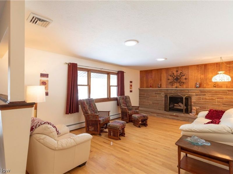 9735 Deerfield Place, Kirtland, OH 44094 Photo 3